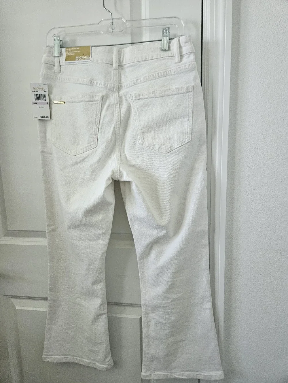 Nwt $125 Michael Kors White Selma Flared Jeams Size 6,  25